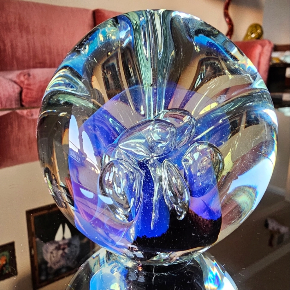 Vintage Robert Eickholt Paperweight
